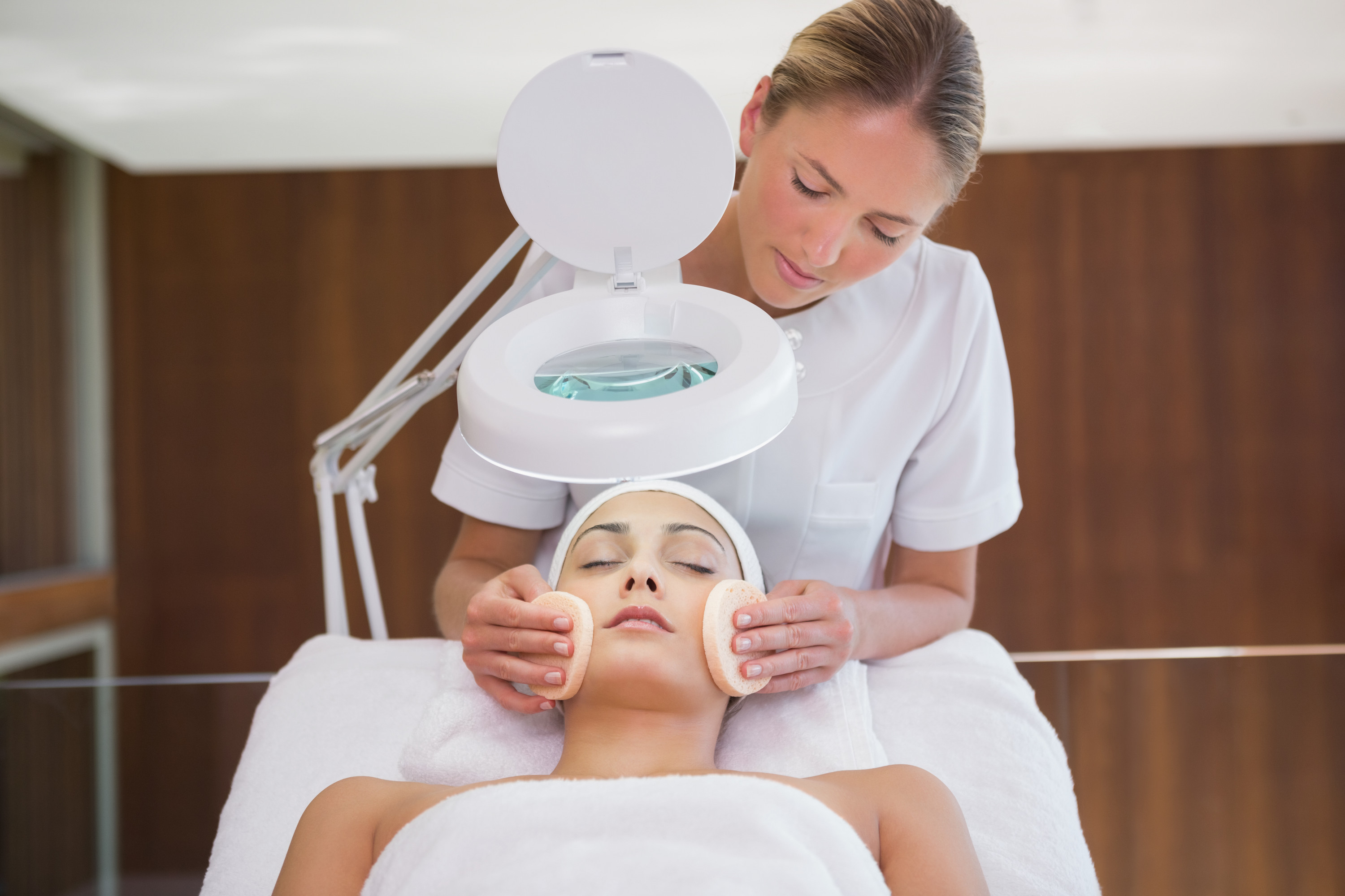 NVQ Beauty Therapy Level 2 & Level 3 (general) – Comprehensive Course (combined) | www.skinastute.com